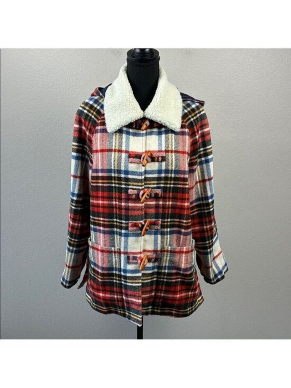 THE GREAT Woodsy Wool Coat Red Plaid Cabinmate Hooded Toggle Jacket 0